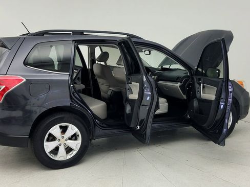 Used 2015 Subaru Forester 2.5i Limited AWD/4WD image 15