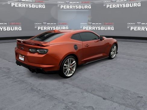Used 2023 Chevrolet Camaro SS w/ Design Package 3 RWD image 8