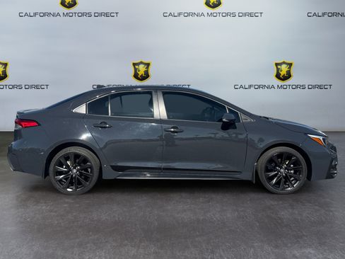 Used 2025 Toyota Corolla SE FWD image 6