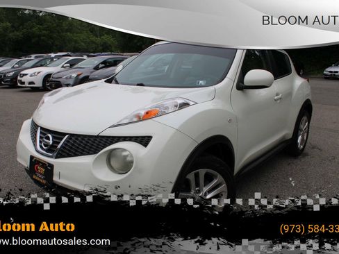 Used 2012 Nissan Juke SV AWD/4WD image 1