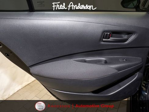 Used 2025 Toyota Corolla LE FWD image 9