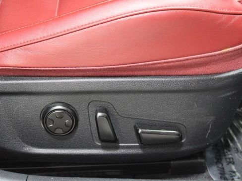 Used 2021 Kia Stinger GT2 image 30