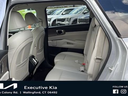 Certified 2023 Kia Sorento S AWD/4WD image 21