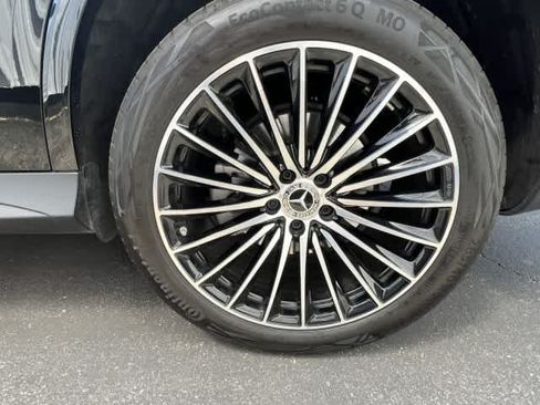 Used 2026 Mercedes-Benz GLC 300 image 10