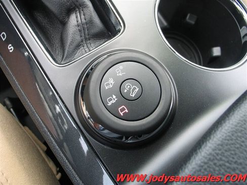 Used 2017 Ford Explorer 4WD image 18