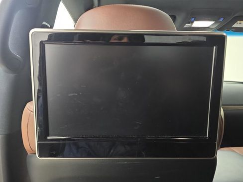 Used 2016 Toyota Land Cruiser image 26