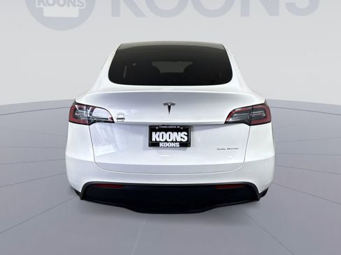 Used 2023 Tesla Model Y Long Range image 5