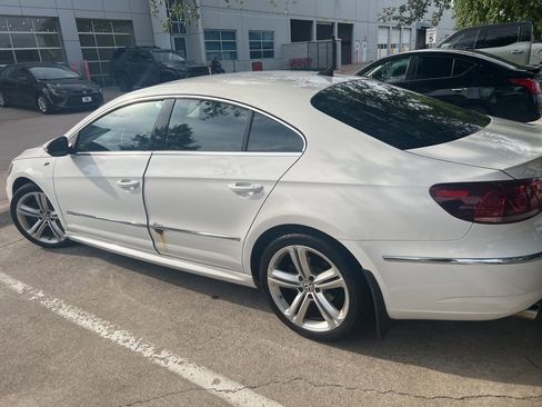 Used 2014 Volkswagen CC Sport image 2