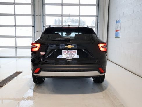 New 2026 Chevrolet Trax LT w/ LT Convenience Package image 9