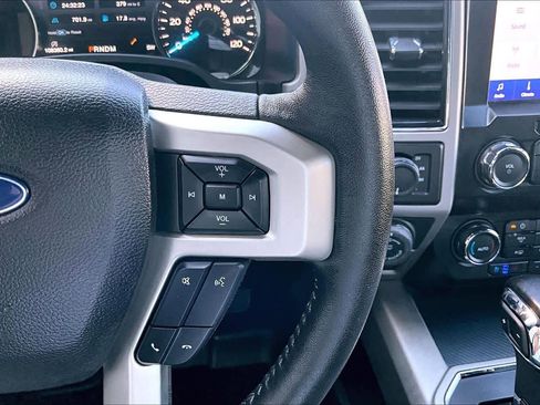 Used 2020 Ford F150 Lariat image 25