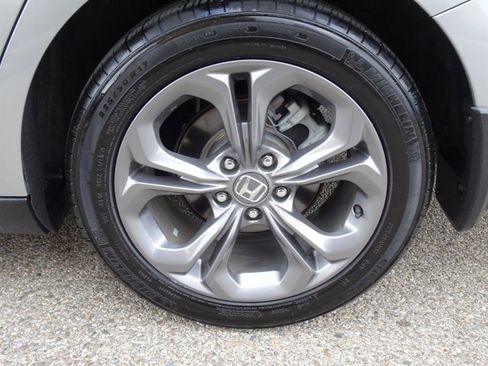 Used 2024 Honda Accord EX image 28