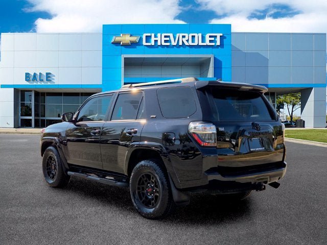 Used 2023 Toyota 4Runner SR5 Premium w/ Moonroof Package AWD/4WD image 5