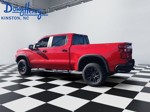 Used 2023 Chevrolet Silverado 1500 ZR2 w/ Technology Package AWD/4WD image 3