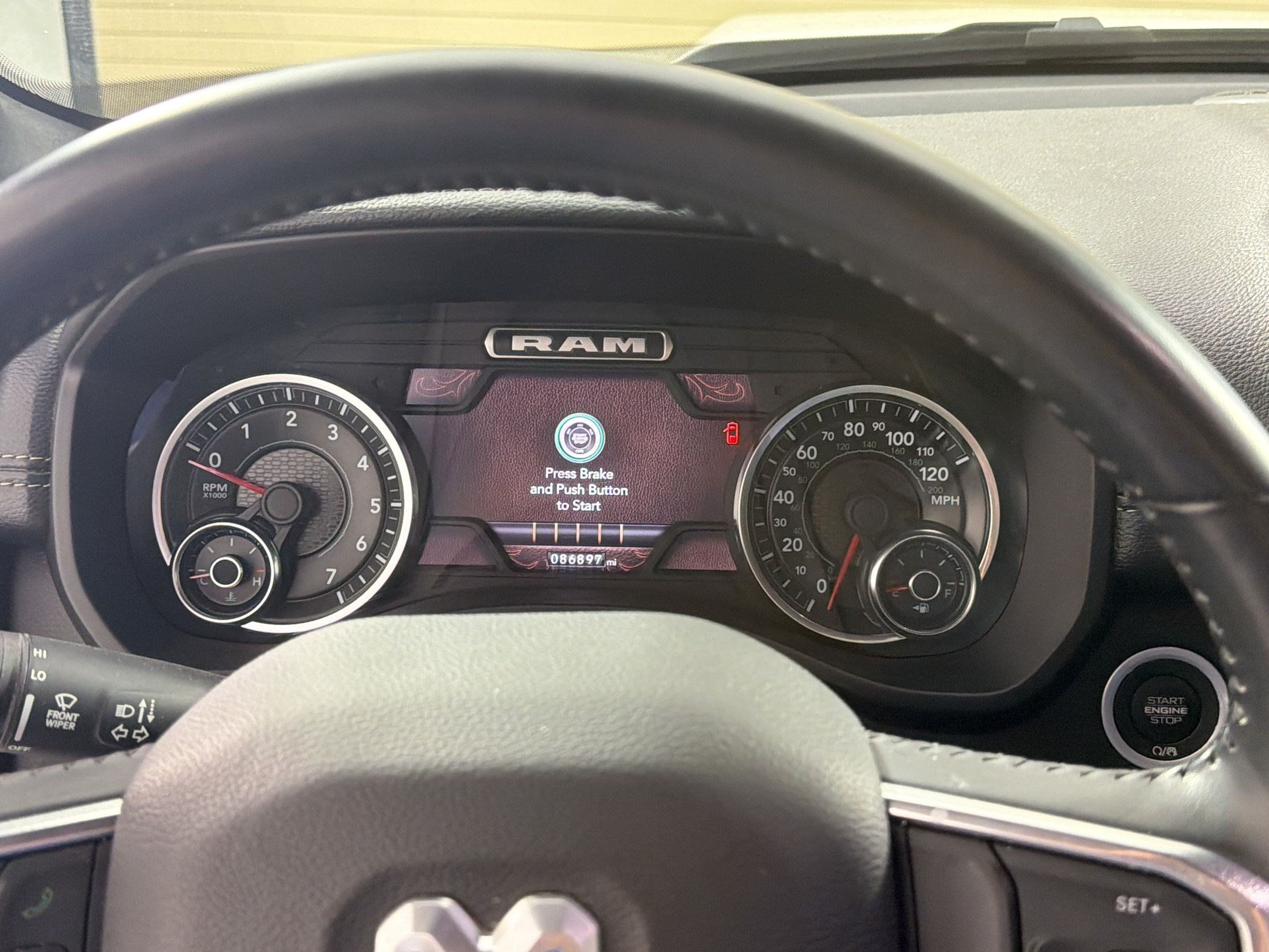 Used 2024 RAM 1500 Laramie AWD/4WD image 21