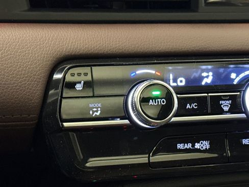 New 2026 Honda Pilot Touring image 28