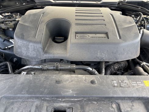 Used 2023 Land Rover Defender 90 X-Dynamic SE AWD/4WD image 35