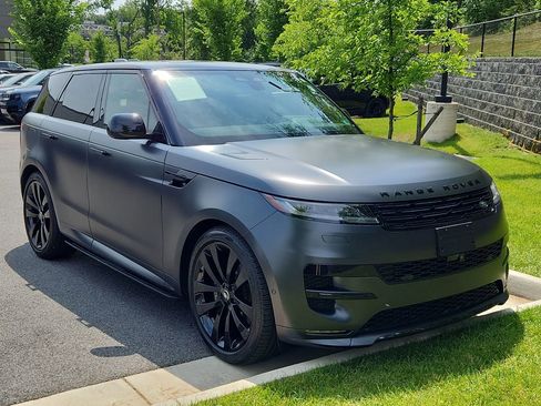 Used 2024 Land Rover Range Rover Sport Dynamic SE AWD/4WD image 10