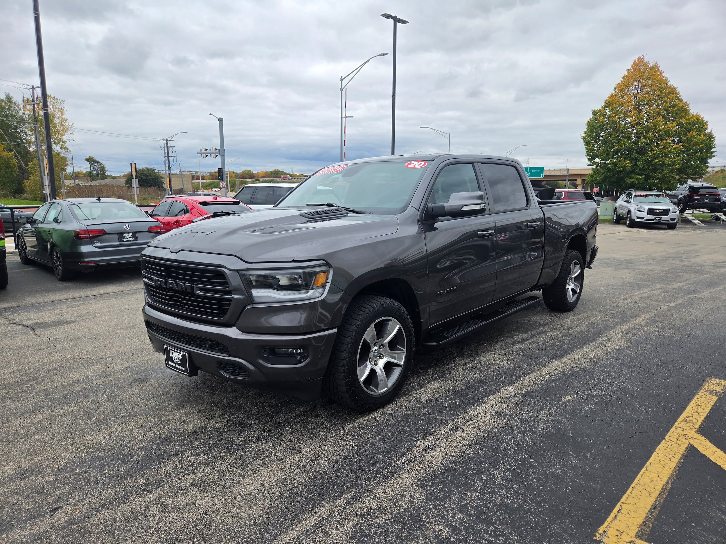 Used 2020 RAM 1500 Sport w/ Level 2 Equipment Group AWD/4WD image 3