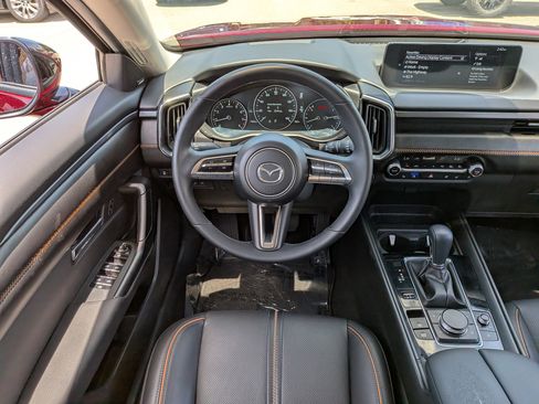 Used 2025 MAZDA CX-50 AWD 2.5 S w/ Premium Plus Pkg image 17