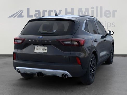 New 2025 Ford Escape PHEV w/ PHEV Premium Package image 8