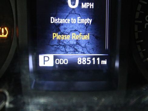 Used 2023 Toyota Tacoma SR AWD/4WD image 59