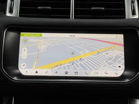 Used 2017 Land Rover Range Rover Sport SVR image 10