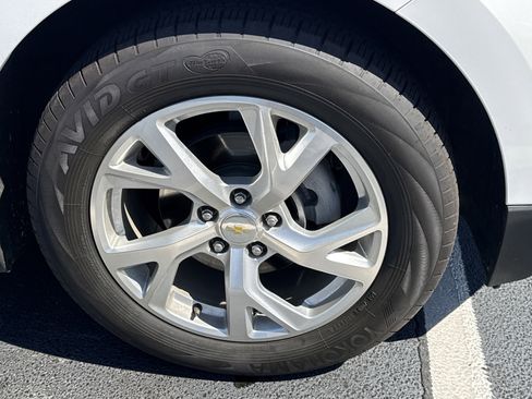 Used 2020 Chevrolet Equinox Premier image 12