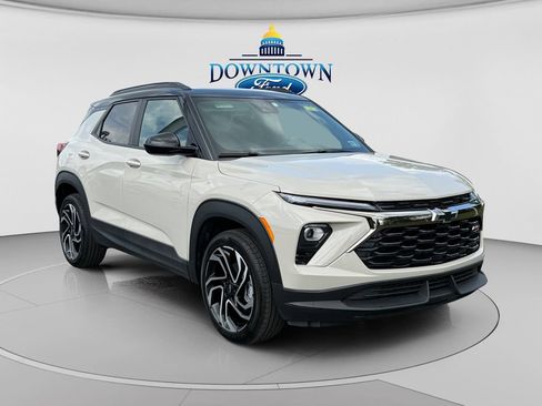 Used 2026 Chevrolet TrailBlazer RS w/ Convenience Package AWD/4WD image 1