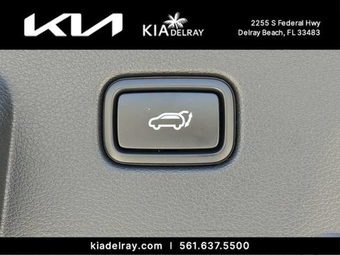 Used 2026 Kia Sportage EX FWD image 9