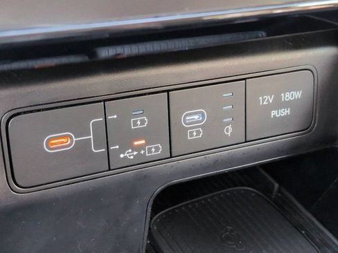 Used 2025 Hyundai Tucson SEL FWD image 20