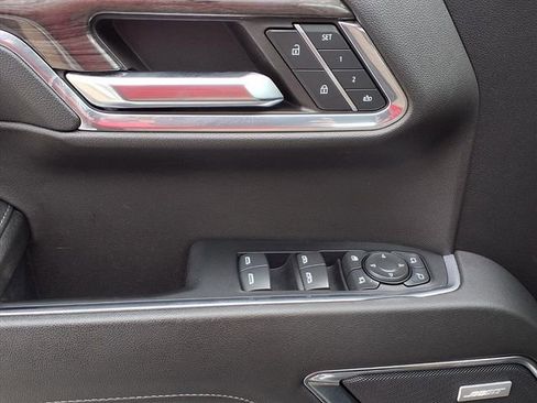 Used 2024 Chevrolet Silverado 1500 LTZ image 17