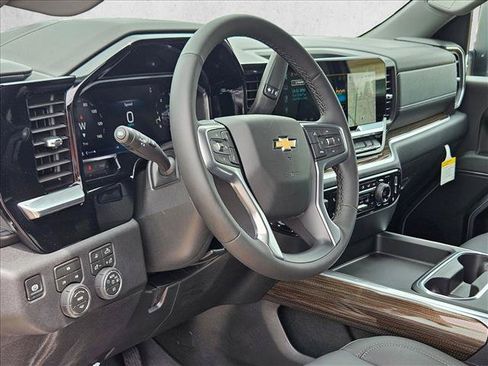 New 2026 Chevrolet Silverado 2500 LT w/ Texas Edition AWD/4WD image 3