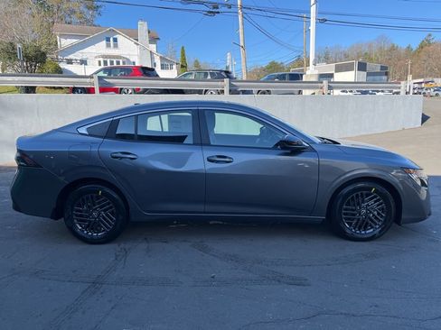 New 2026 Nissan Sentra SV FWD image 5