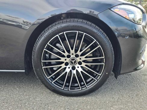 Used 2025 Mercedes-Benz C 300 Sedan image 10