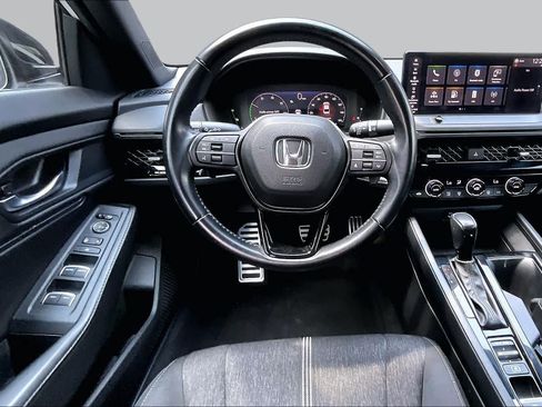 Used 2023 Honda Accord Sport image 10