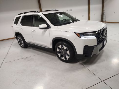 New 2026 Honda Pilot EX-L image 2