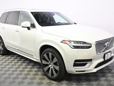 Used 2023 Volvo XC90 B6 Ultimate w/ Protection Package AWD/4WD image 8