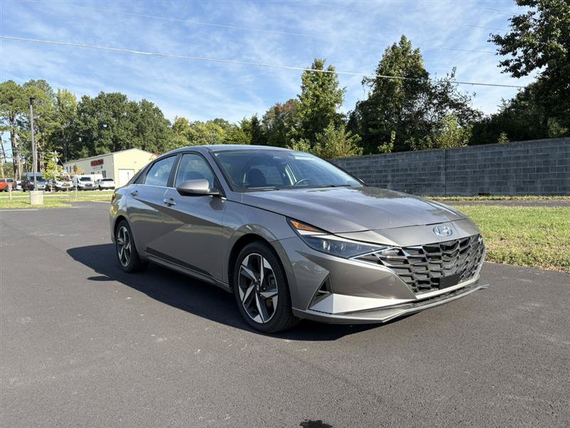 Used 2023 Hyundai Elantra Limited FWD image 8