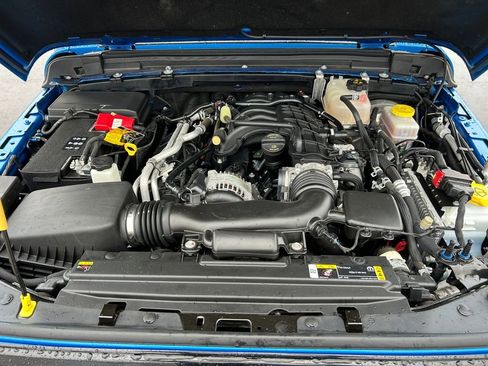 Used 2022 Jeep Wrangler Unlimited Sport image 29