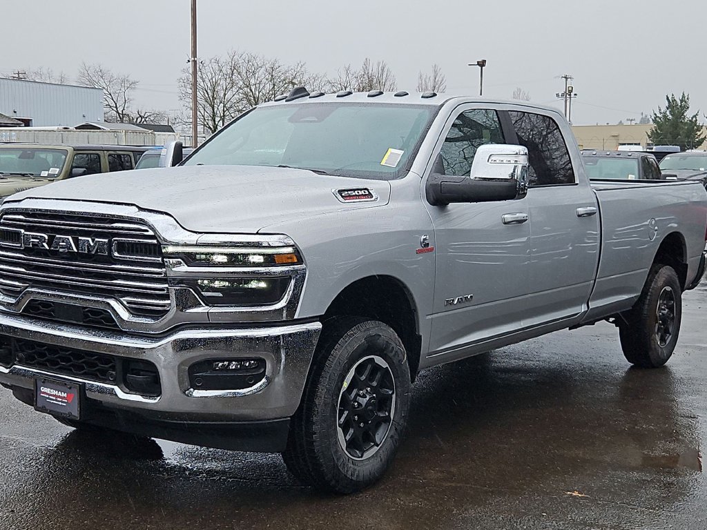 New 2026 RAM 2500 Laramie AWD/4WD image 3