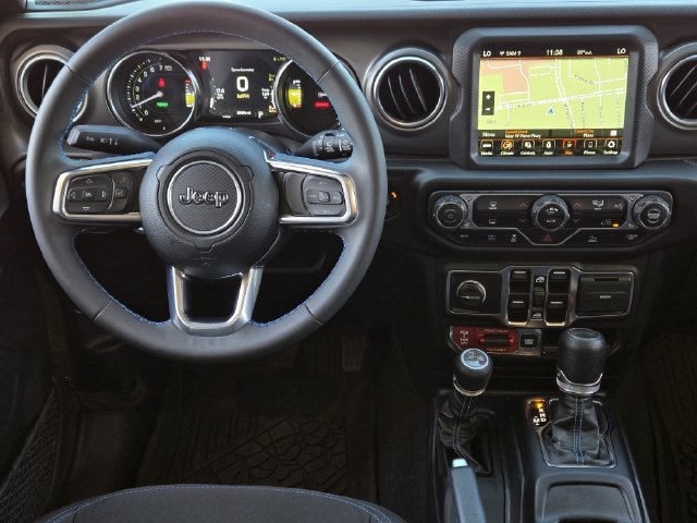 Used 2023 Jeep Wrangler Unlimited Rubicon 4xe AWD/4WD image 29