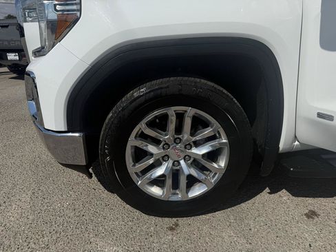 Used 2020 GMC Sierra 1500 SLT RWD image 24