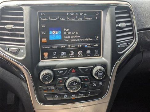 Used 2016 Jeep Grand Cherokee Laredo 75th Anniversary image 13