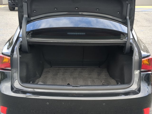 Used 2020 Lexus IS 300 w/ Premium Package RWD image 6