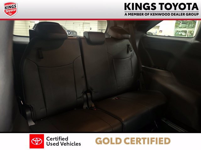 Certified 2025 Toyota Sienna XLE Woodland Edition AWD/4WD image 23