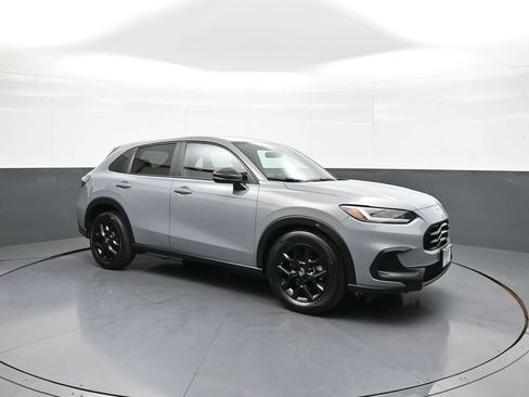 Certified 2024 Honda HR-V Sport image 4