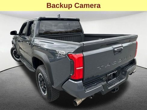 Used 2024 Toyota Tacoma TRD Off-Road AWD/4WD image 8