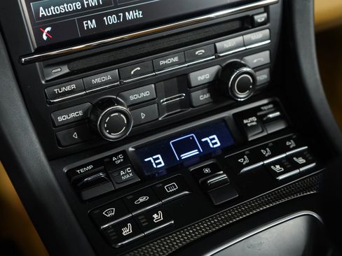 Used 2016 Porsche 911 Turbo S image 42