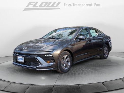 New 2026 Hyundai Sonata SE image 3