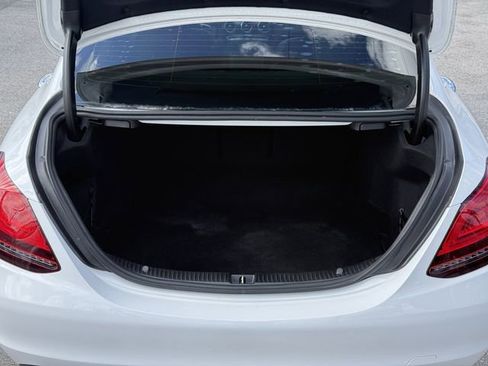 Used 2020 Mercedes-Benz C 300 Sedan image 11